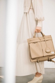 卡其色現貨 黑色可訂 日本秒 sold out HYKE X PORTER 第3彈, 2WAY TOTE BAG 現貨只有一個 toga
