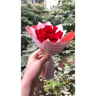 Linda Flower Bouquet of 1 Eternal Rose with carrying bag as a luxurious, meaningful gift