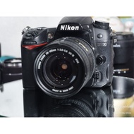 Nikon d7000 camera 99% new lens rechargeable card