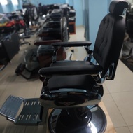 Kursi Pangkas Gunting Potong Cukur Rambut Barbershop Salon Pria