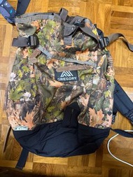 Gregory 迷彩背包