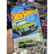 Hot Wheels Volvo 240 Drift Wagon