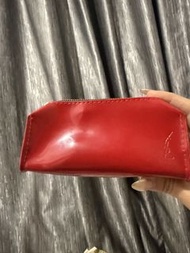 YSL 紅色化妝包
