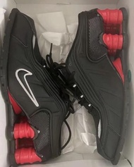 Martine Rose x Nike Shox MR4 復古 波鞋