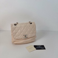 Chanel香奈兒 粉紅色小元寶翻蓋包 17開有卡