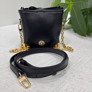 閒置新LV Noe purse mini黑金羊皮燒麥包小水桶 底長11.5cm
