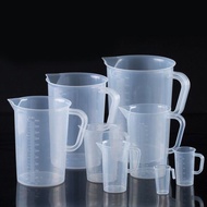 Plastic measuring cup 500ml