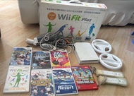 Nintendo Wii Fit Plus 遊戲機連配件