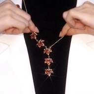 Red Maple Leaf Sweater Chain Clavicle Chain Crystal Zircon Red Maple Leaf Necklace Exquisite Fashion