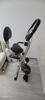 摺疊健身單車