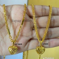 24k gold-like coin necklace / Gold plated