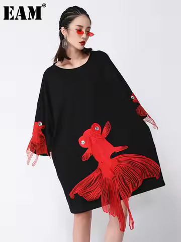 [EAM] Women Black Fish Embroidery Knee Length Big Size Dress New Round Neck Wrist Sleeve Fashion Tid