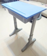 #學生書枱 #小學生 #中學生 #可升降 #兒童成長書枱