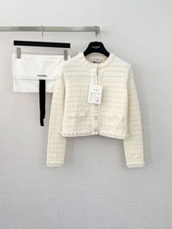 👏全實拍 CHANEL 26P冰塊格紋羊毛開襟衫 白色/深藍 100% new🎁香奈兒 Cardigan 針織 毛衣 開衫 外套 女款 免運費 包郵 Carousell官方💎紫鑽商店認證