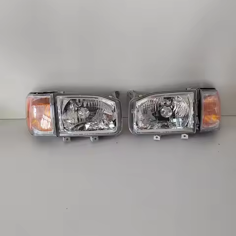 260102W625 Car Headlight Corner Light For Nissan Terrano Reguius Pathfinder TR50 LR50 R50 1999