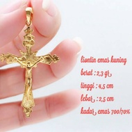 2.3 Gram Yellow Gold Pendant