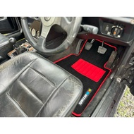 mercedes Benz 190e azzuro carpet mats