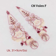 1 pair of Valen F Motif Flower Patch Embroidery Sewing (CN)