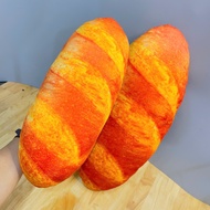 Super cute 3D bread-shaped pillow, cute creative umbrella pillow giant bread, teddy bear, lovely hug