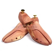 Shoe tree-cây giữ form giày gỗ tuyết tùng Cedar Green giúp giữ phom giày chống nhăn hút mùi hiệu quả