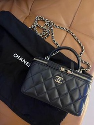 Chanel Vanity case with top handle 長盒子