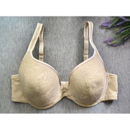 Bra (Forward) Has Been Damaged By The Color Cleaned. Size C75 Underwire Does Not Improve Foam (D16)