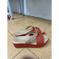 Used Bata comfit Shoes Women's High Heels Good Condition No Wear Some Marks Size 39