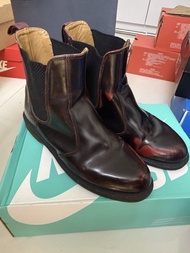 Dr. Martens Chelsea Boots 馬丁靴