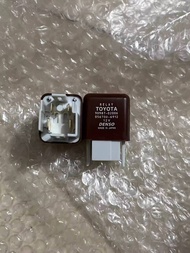 Toyota Forklift Parts 7F 8FD20 1DZ Engine Starter Preheating Relay 28610-76001-71