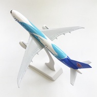 20CM simulation aircraft model alloy with wheels static ornaments China Southern Airlines Boeing B78