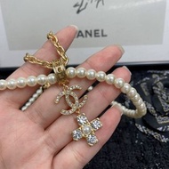 國際精品CHANEL 香奈兒鏤空字母水鑽雙C十字雙層珍珠項鍊 代購服務