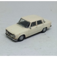 Kyosho alfa romeo giulia ti loose diecast 164/ (t)
