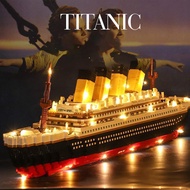 FENAFE【🔥Best】Mainan Titanic 6000/3027PCS Blok Bangunan Model Titanic