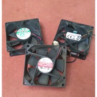12v 0.42A-0.5A Brushless Dc Fan Size 8cm