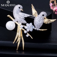SEQUITO Expensive Lucky Pin With Pearl Women Golden Silvery Pave Setting AAA CZ Zirconia Stone Bling Scarf Buckle Jewelry Accessories BP016