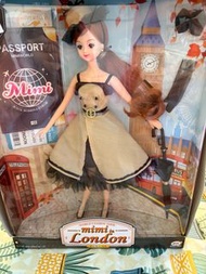 World Fashion Tour - Mimi in London