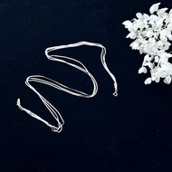 50135-迷人歐洲古董三連鯡魚骨平織純銀項鍊