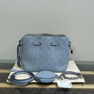 LV bella系列月光女神 芯片款22*19*14 98新 配件塵袋