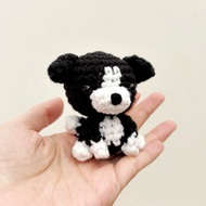 Amigurumi (Knitted Doll) Border Collie Dog