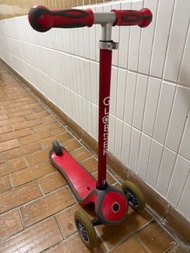 Globber 三輪滑板車