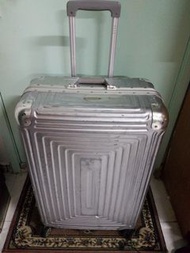 Luggage Elle 銀色 行李箱