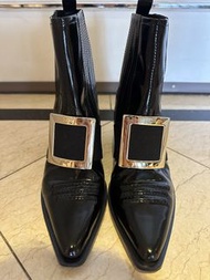 Roger Vivier 黑漆皮短靴