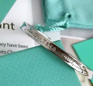 Tiffany & Co 蒂芬妮 (Tiffany & Co.) 1837 手鐲 男女通用 銀