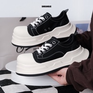 ROUND HEAD MICKEY" STREETSTYLE SHOES FOR EVERY OUTFIT