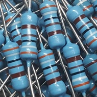 Resistor 3k9 0.5W metal film 1% 10pcs