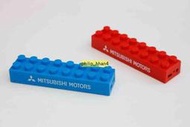 三菱Mitsubishi Motors LANCER iO 炫彩菱格版積木造型USB HUB”紅藍雙色/組