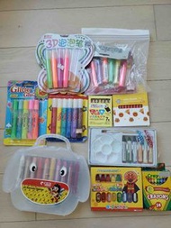 角色蠟筆 閃粉筆 泡泡筆 布藝筆 Crayons, Glitter Glue, Puffy Pen, Fabric paint