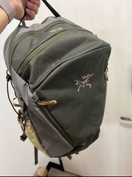 Arcteryx Mantis 26L UNISEX Large capacity backpack