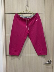 加購價 add-on deal 衣服 Nike 桃紅色 紫紅色 運動褲 運動短褲 及膝褲 棉質 綁帶 抽繩 短褲 休閒褲 滑板褲 馬來西亞製 🇲🇾 衣服 purplish pink shorts sport shorts