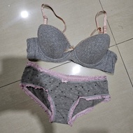 set bra cd  nevada original